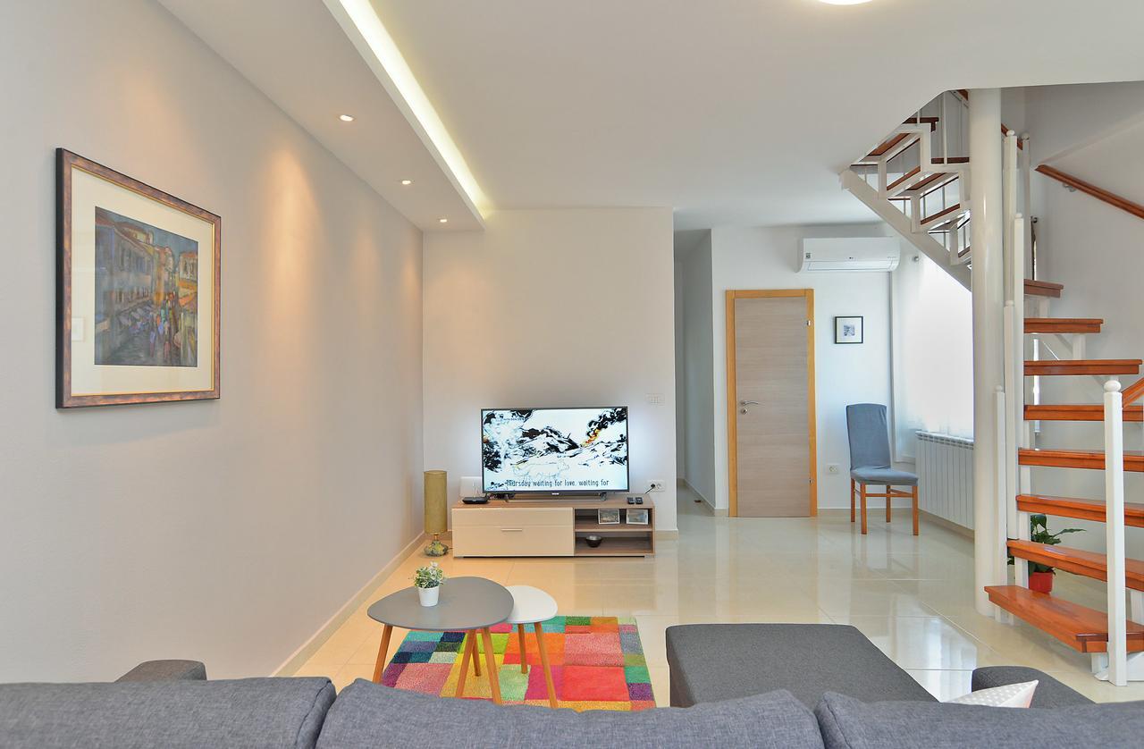 Apartments Olivera 1726 Pula Exterior foto